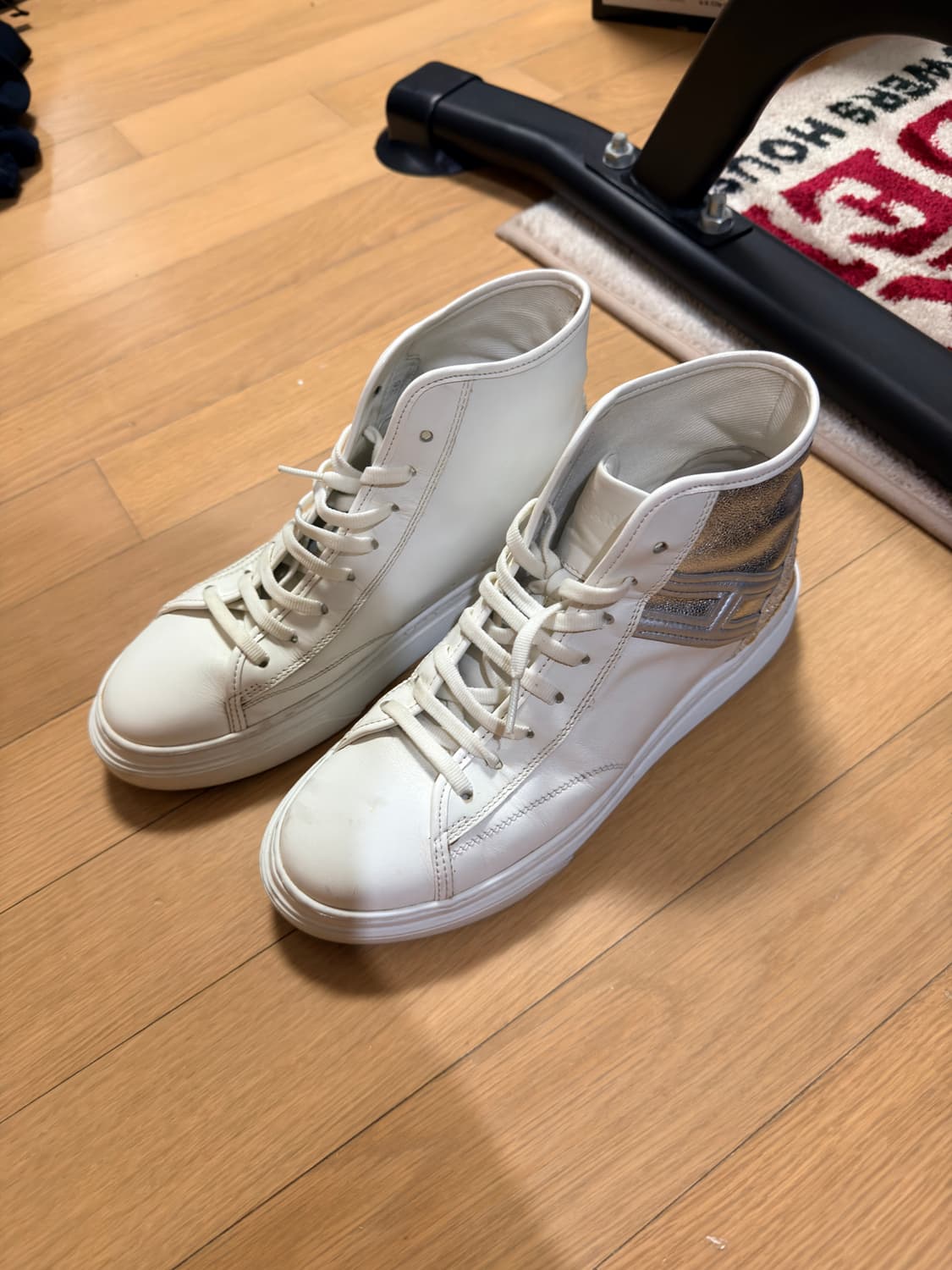 호간 화이트 하이탑 스니커즈 230 상품이미지2