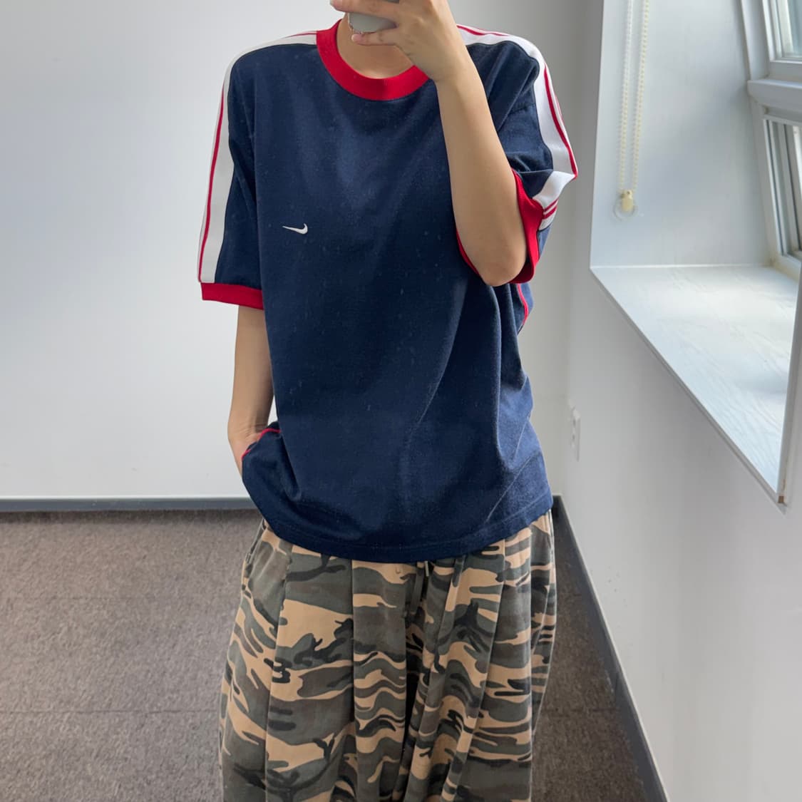 Nike 나이키 네이비 레드 배색 반팔  상품이미지2