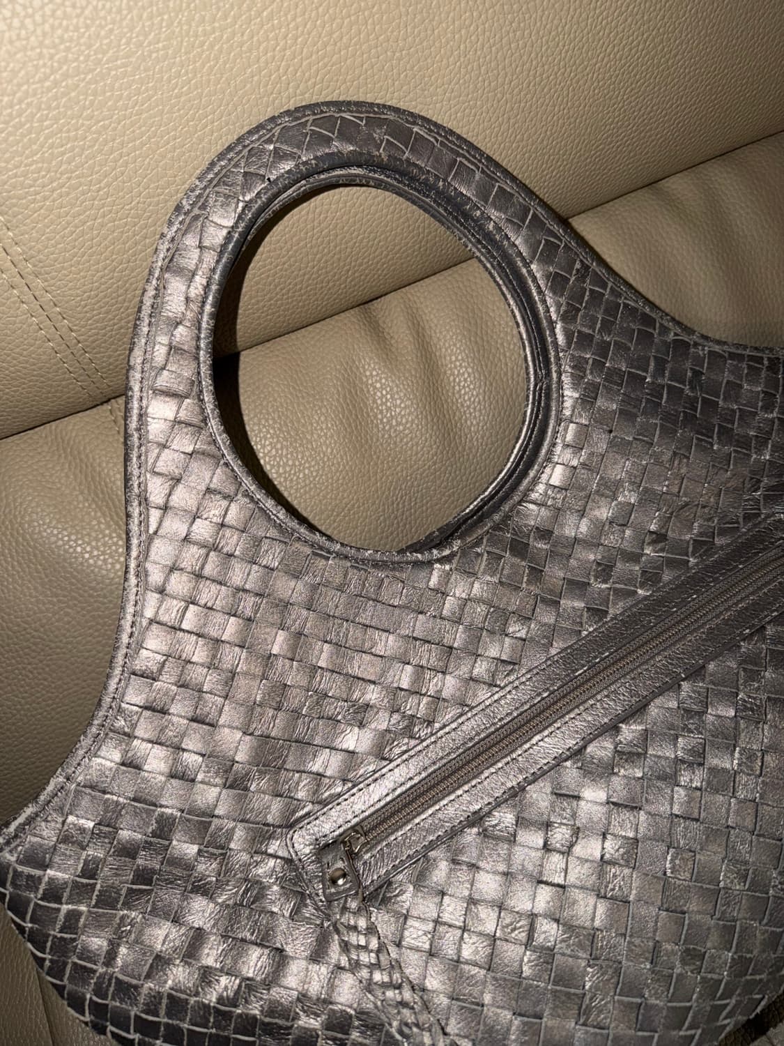 Metallic woven shoulder bag 상품이미지5
