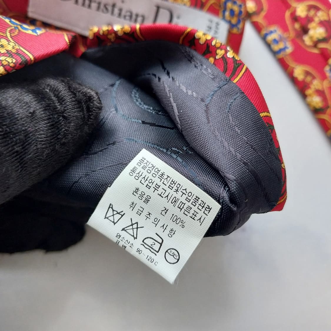 크리스찬 디올 레드 왕실 문양 패턴 넥타이 9.9cm 새제품 K2610
 상품이미지8