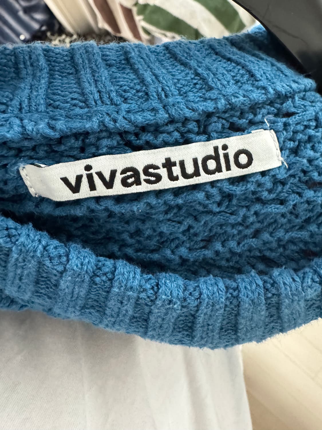 비바스튜디오 니트 상품이미지2