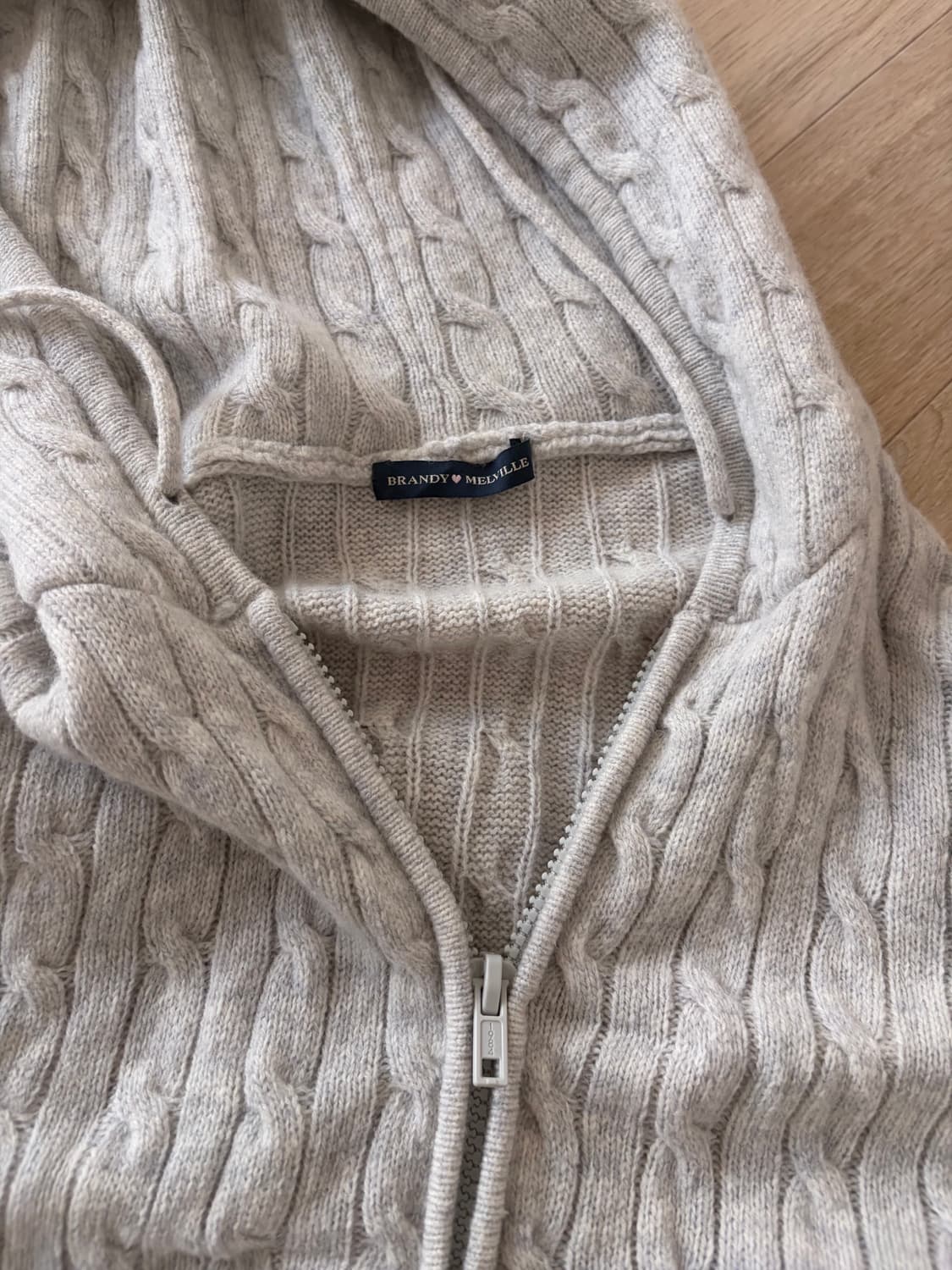 브랜디멜빌 light grey cable knit hoodie 집업 상품이미지2