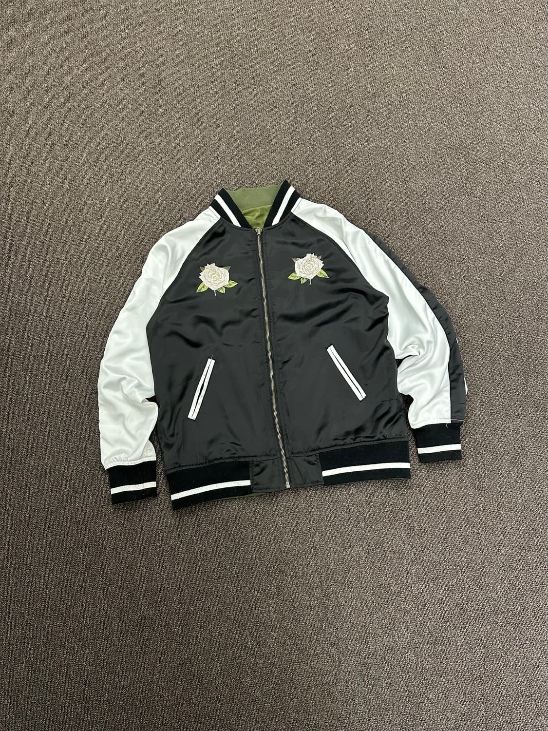 OS)Japanese vintage 여성 리버시블 장미 자수 스카잔 자켓 상품이미지3