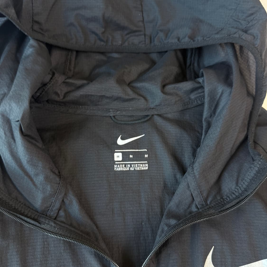 나이키 러닝 초경량바람막이 M 상품이미지4