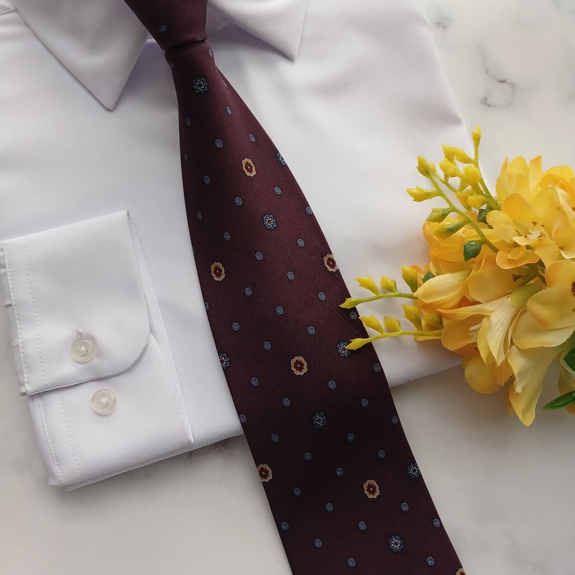 듀퐁 실크 다크 퍼플 도트 넥타이 9.2cm A+등급 A18711
 상품이미지6