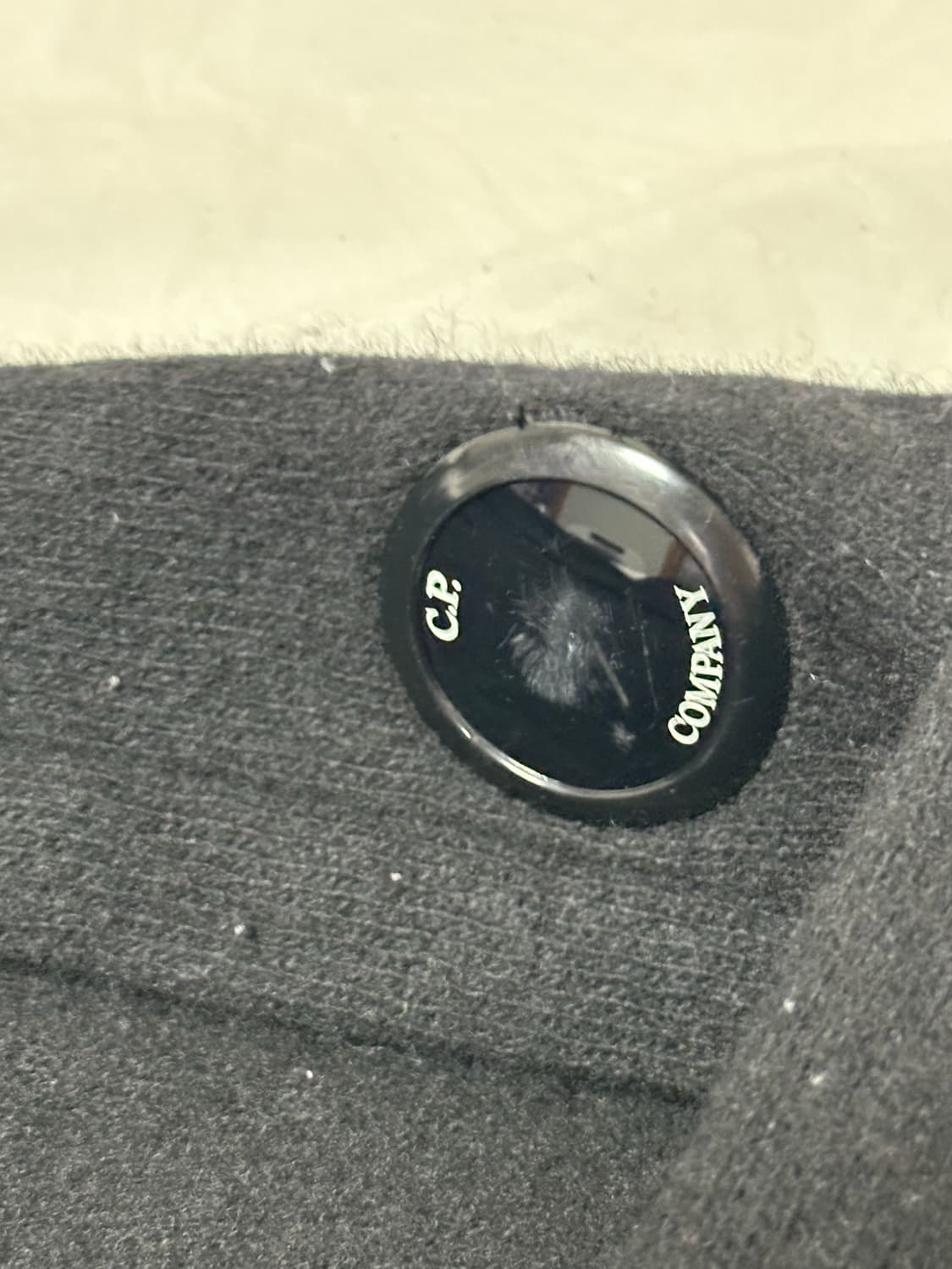 C.P. 컴퍼니 블랙 니트 집업m 상품이미지3