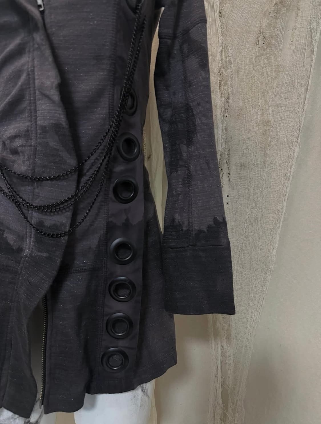 Salvage Eyelet Detail Chain Zipup 상품이미지3