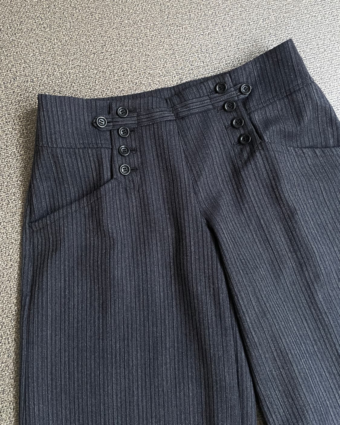 단추 디테일 스트라이프 하프 팬츠 상품이미지2