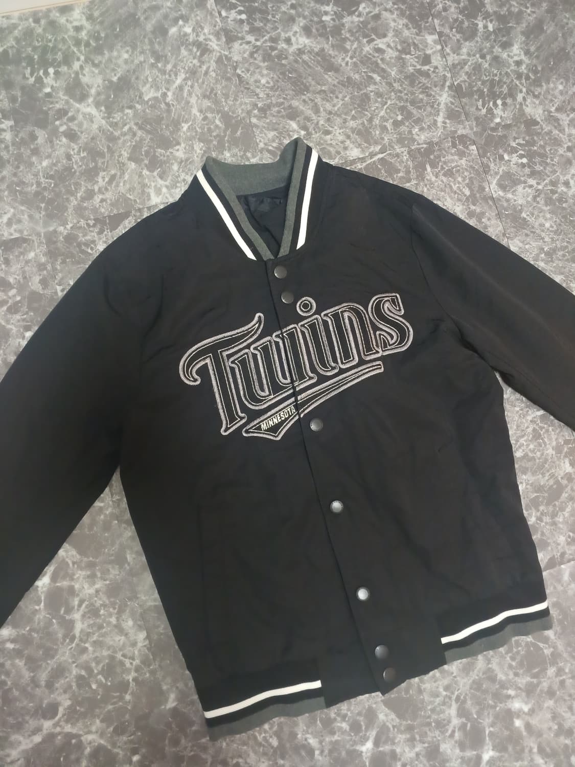 MLB 미네소타 트윈스 후드 자켓(탈부착가능) 상품이미지2