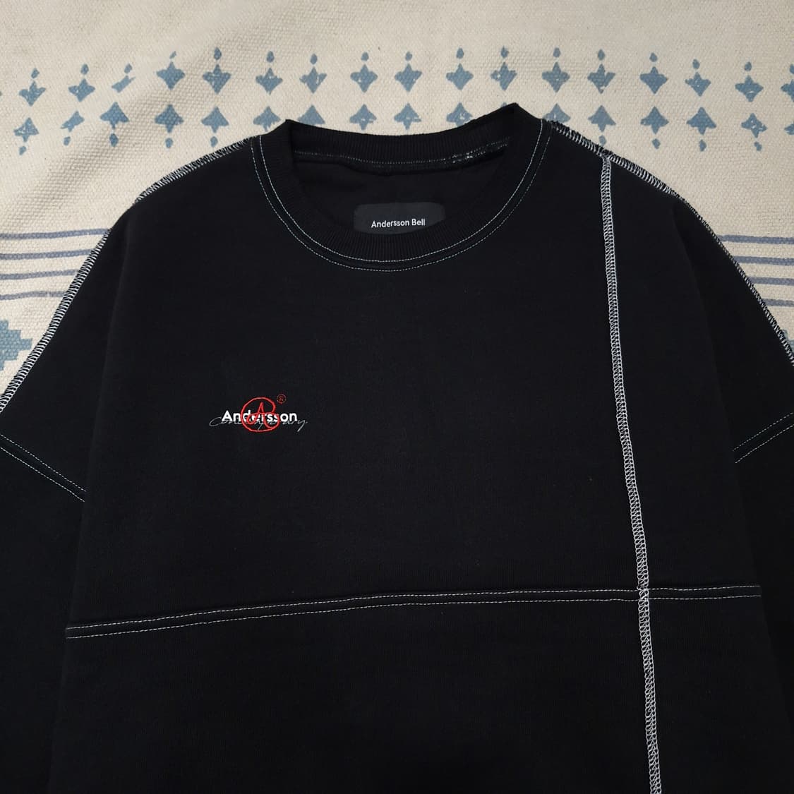 앤더슨벨 블랙 화이트 레이어드 언발란스 스트릿 기모 맨투맨 상품이미지5