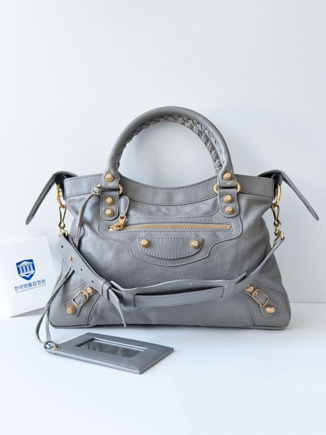 발렌시아가 모터백 퍼스트백 상품이미지1