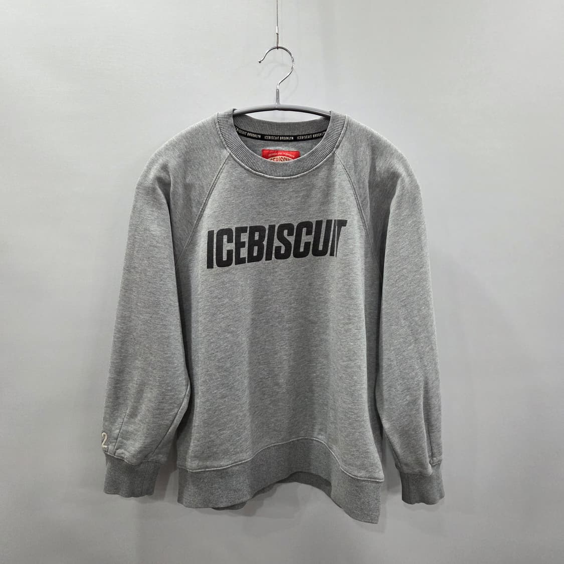 아이스비스킷 키즈 스펠로고 프린팅 맨투맨 155 상품이미지1