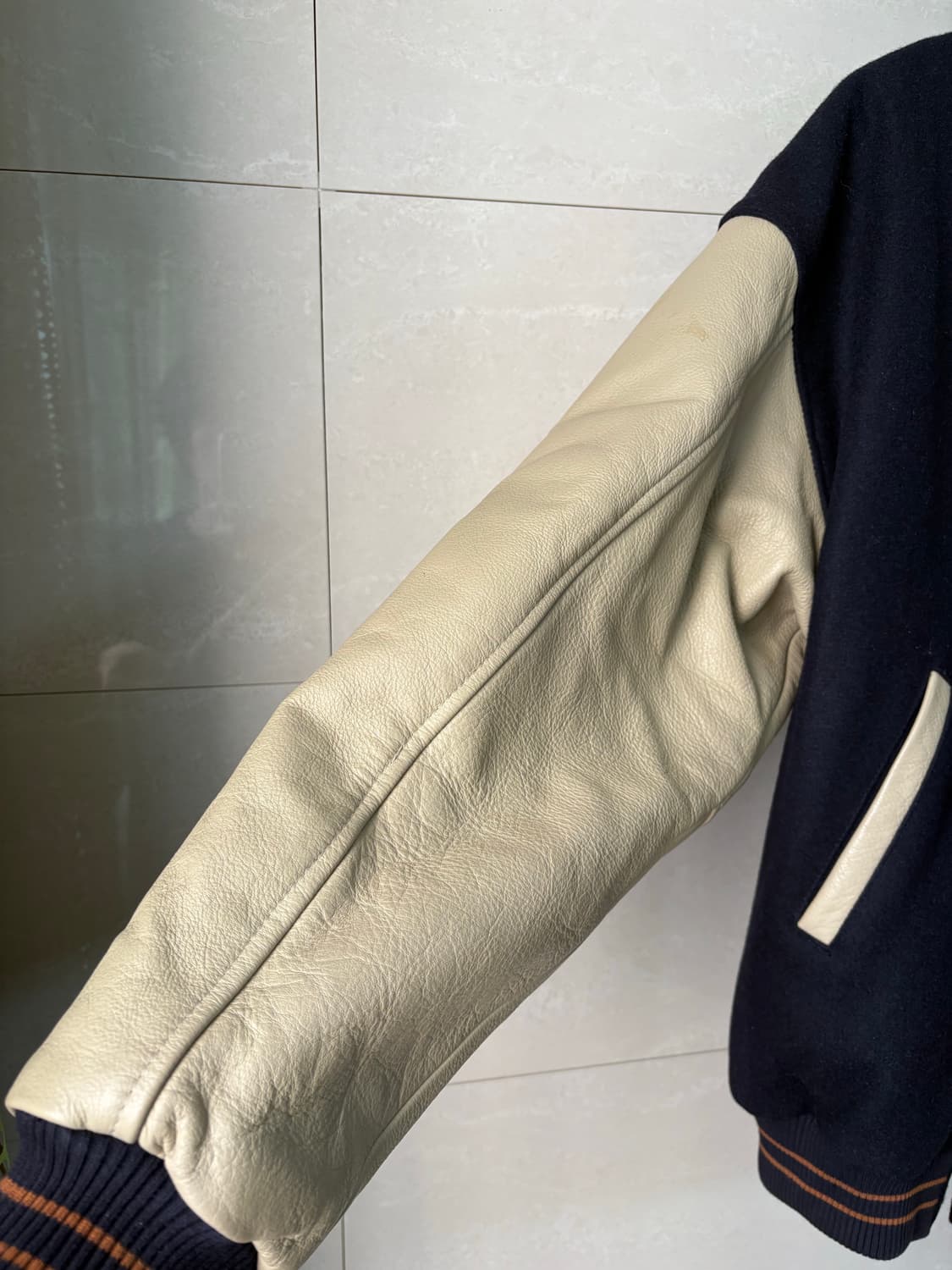 디스이즈네버댓 라이언 바시티 자켓 네이비 M 상품이미지4