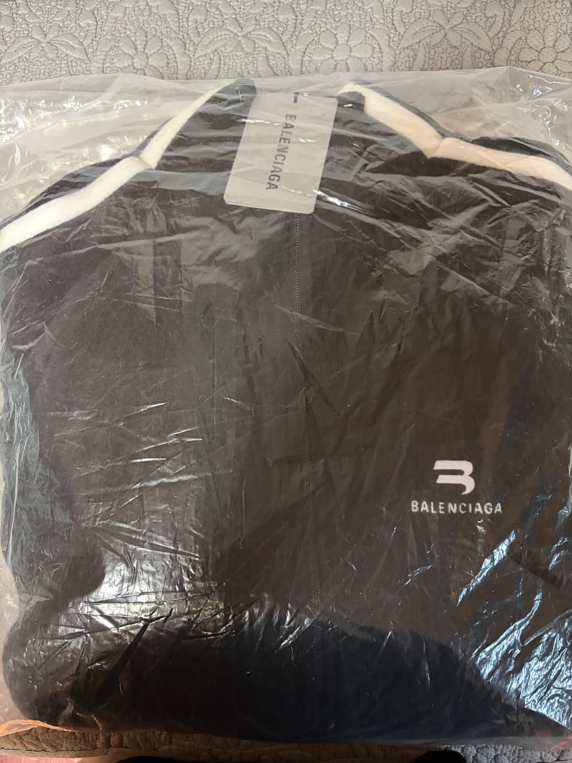 발렌시아가 스포티 b 후리스 자켓 상품이미지10