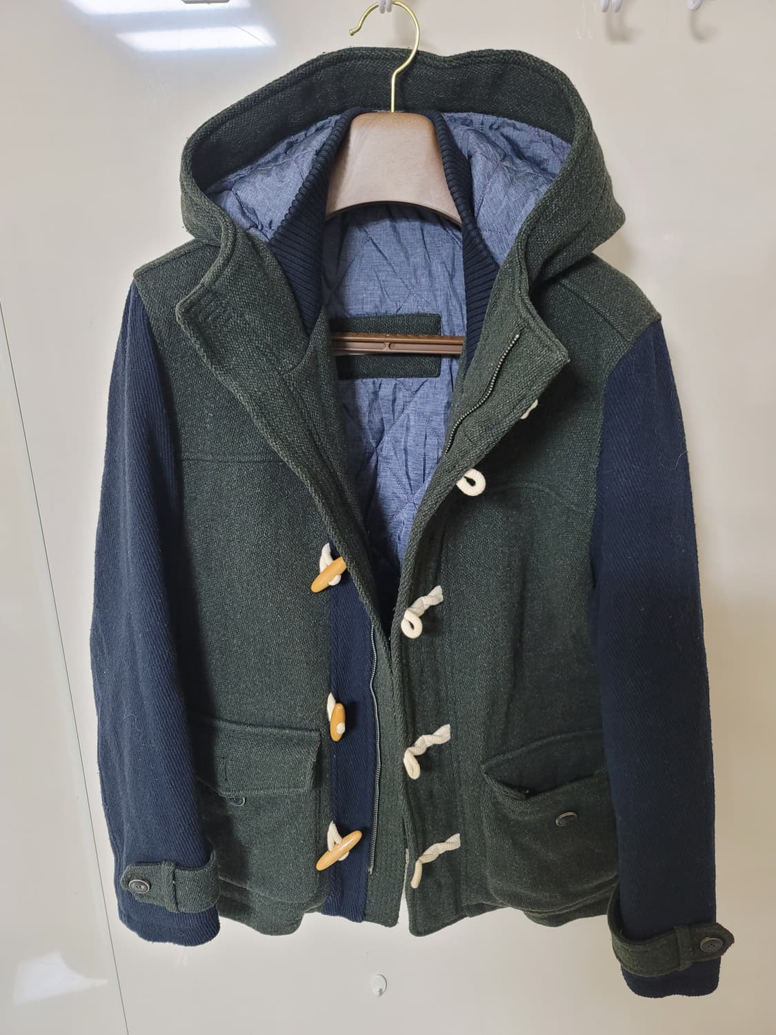 시리즈 울멀티배색 더플자켓 105사이즈 상태굿
 상품이미지1