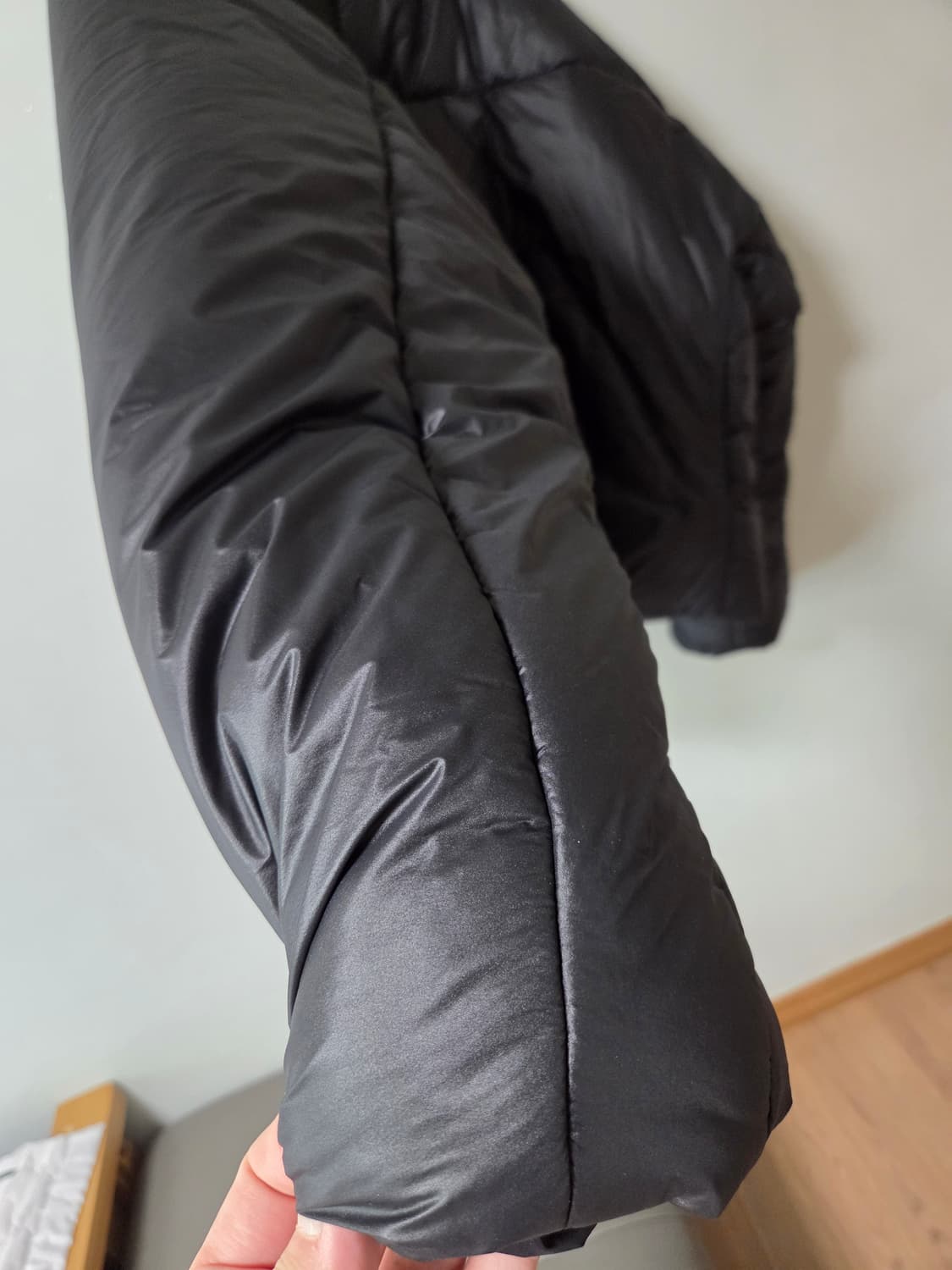 이지 갭 발렌시아가 패딩 상품이미지4