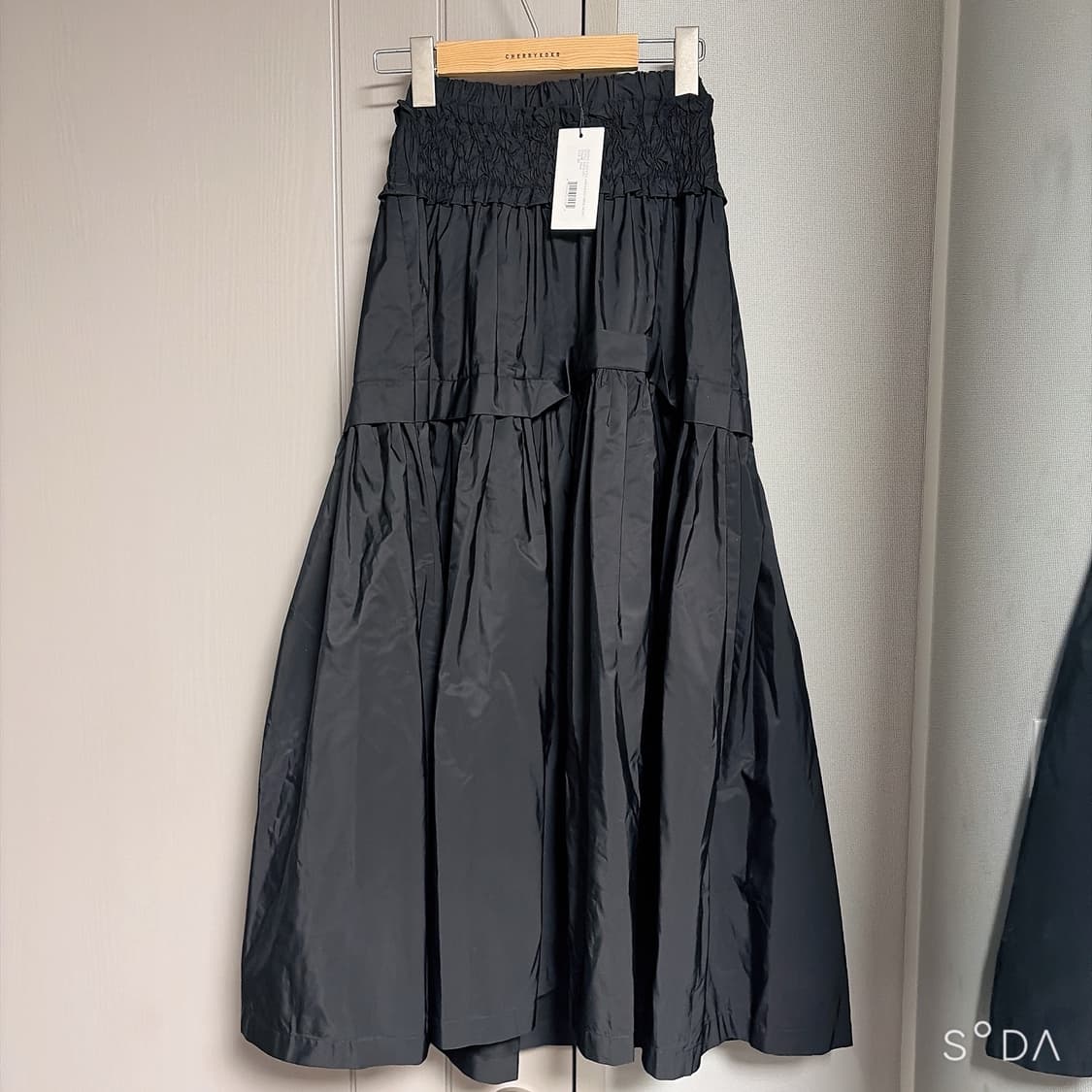 sea newyork 씨뉴욕 스모크 미디 스커트 XS 상품이미지2