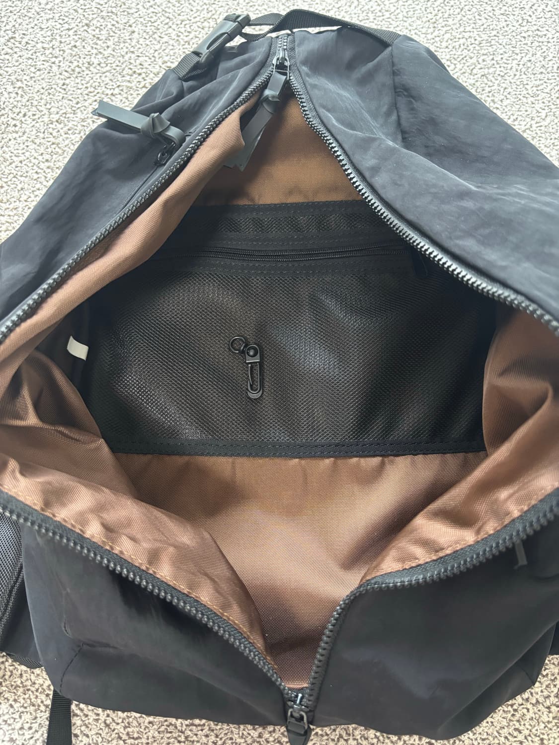 검정 백팩  상품이미지2