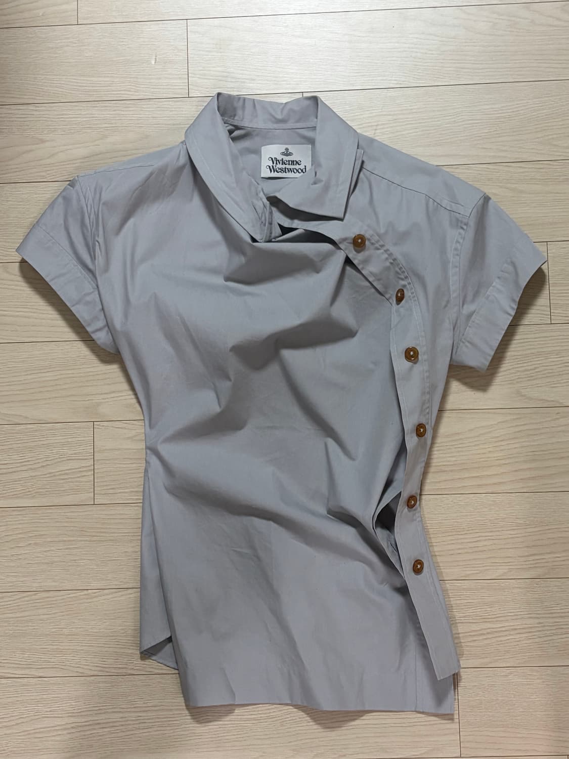 [36] 비비안웨스트우드 로고 비대칭 반팔 셔츠 상품이미지2