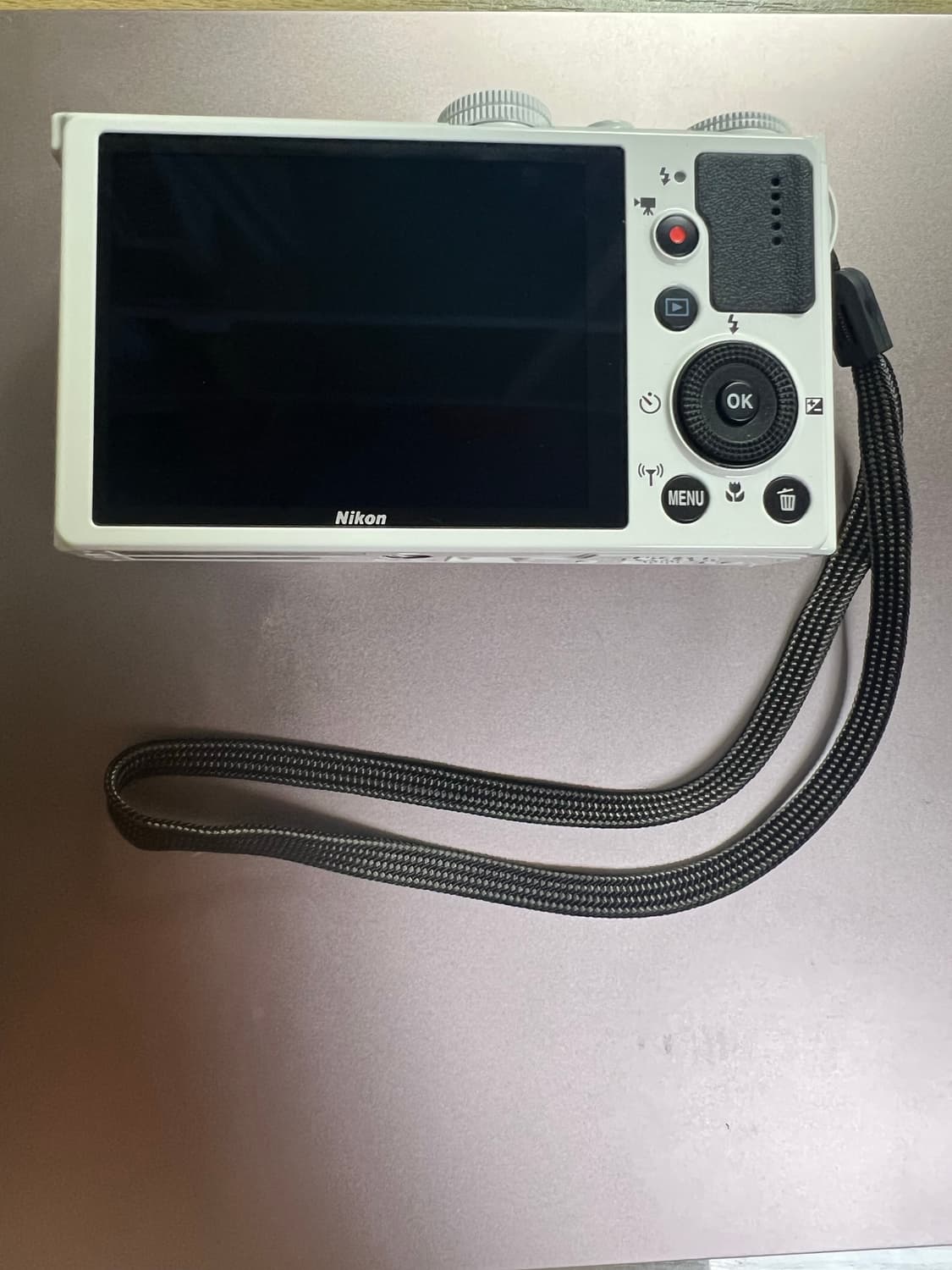 니콘 쿨픽스 P340 상품이미지2