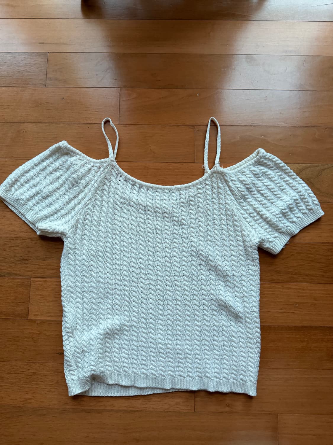 미케네 Dainty Off-shoulder Knit 오프숄더 상품이미지3