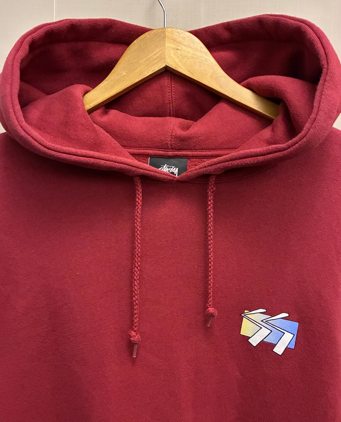 (S/97)Stussy 스투시 SS 큐브 백프린트 후드티셔츠 버건디 상품이미지3