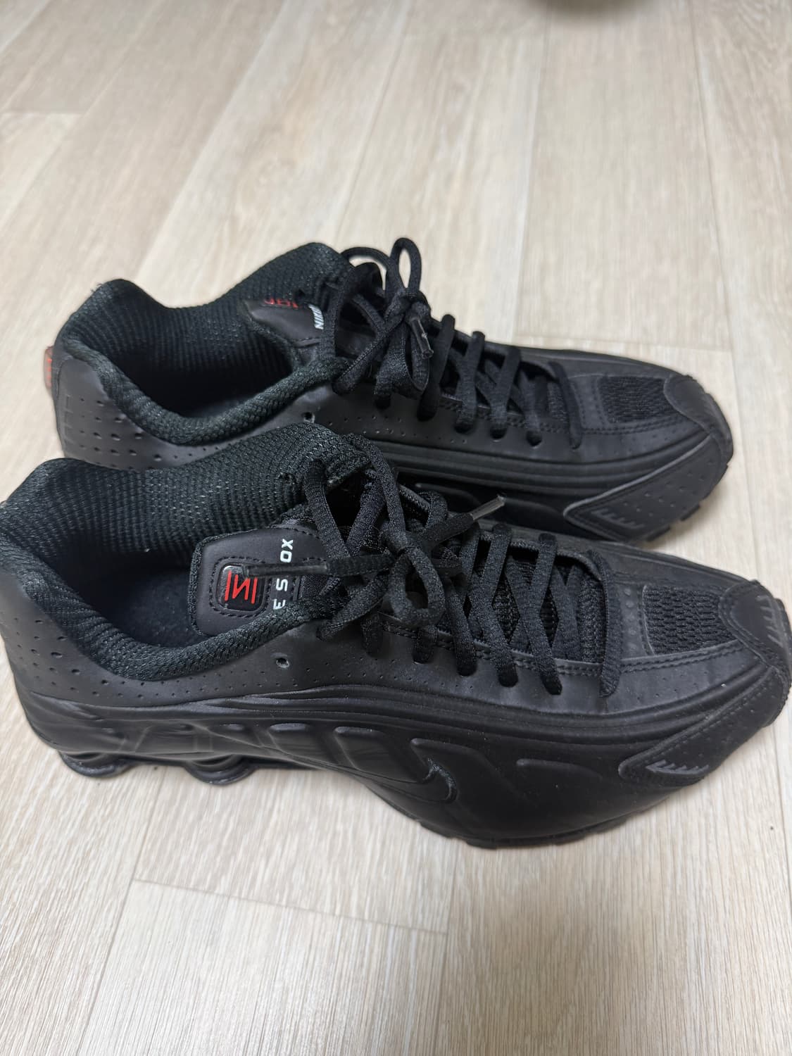 (W) 나이키 샥스 R4 블랙 245 상품이미지3