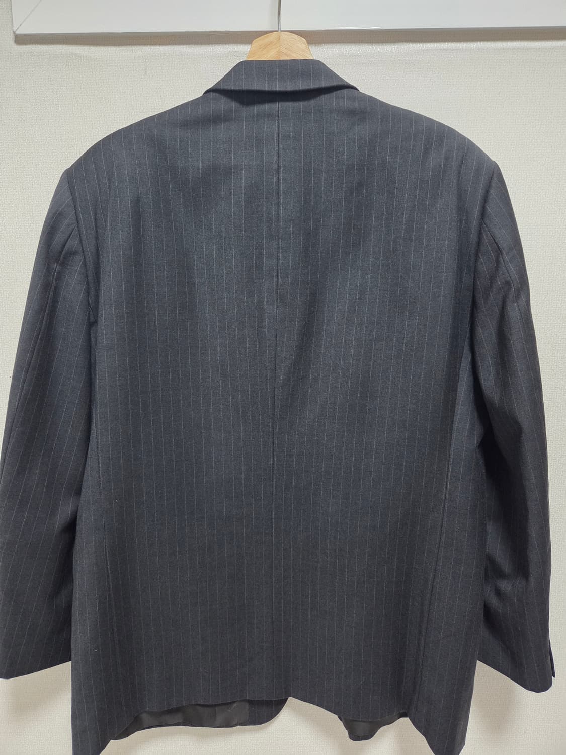 피에르가르뎅(Pierre Cardin) 핀 스트라이프 울 블레이저 상품이미지2