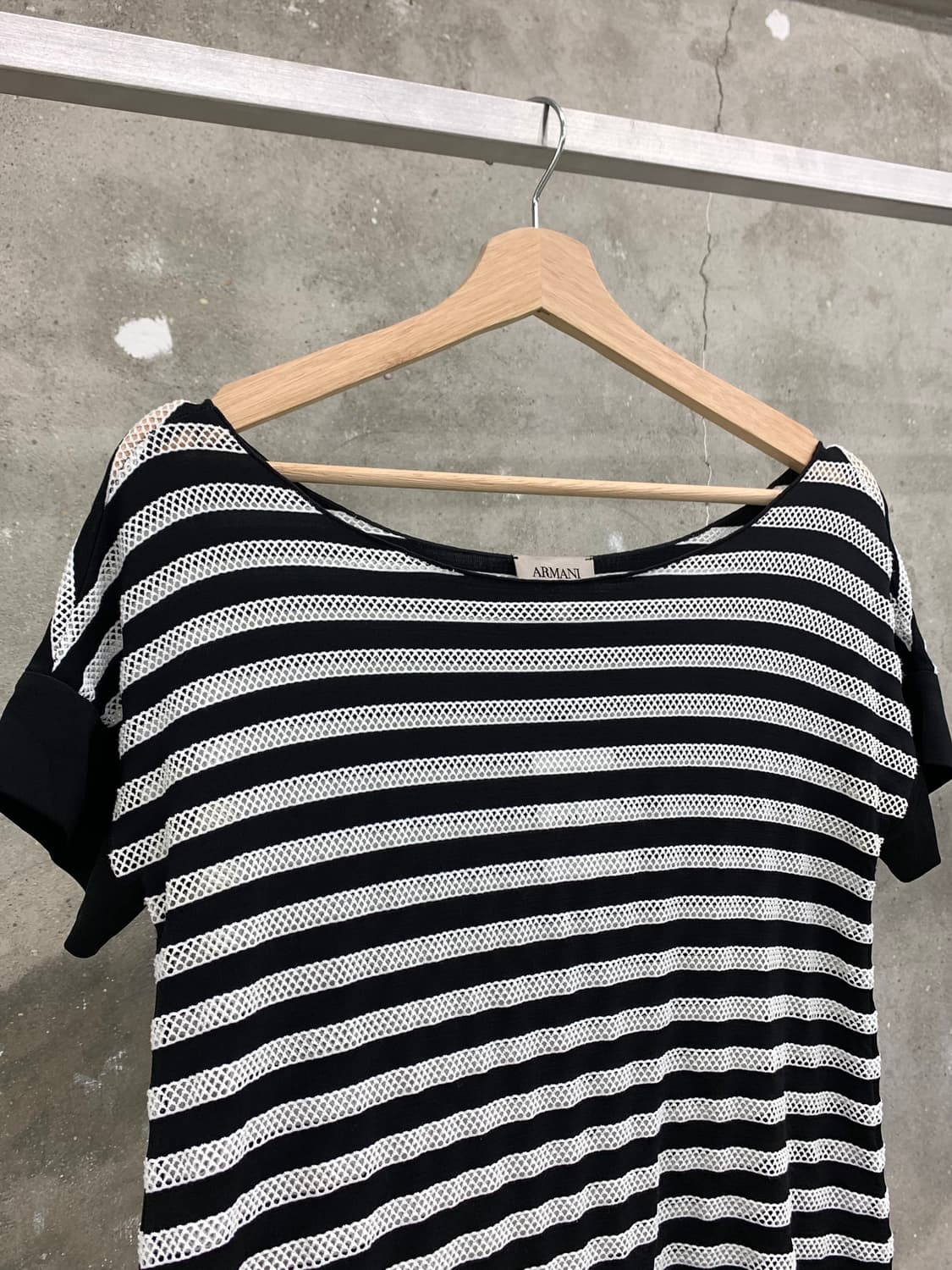 ARMANI COLLEZIONI 아르마니꼴레지오니 레이온 스트라이프 반팔 상품이미지5
