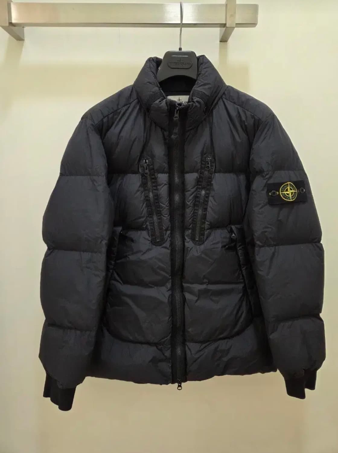 스톤아일랜드 크링클랩스 패딩 21FW 상품이미지1