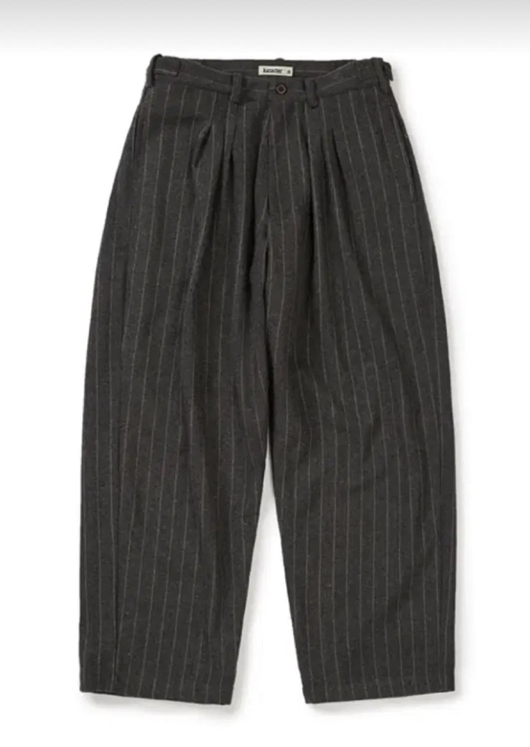 [00] karactor 카락터 울 헤링본 플리츠 팬츠 그레이 상품이미지1