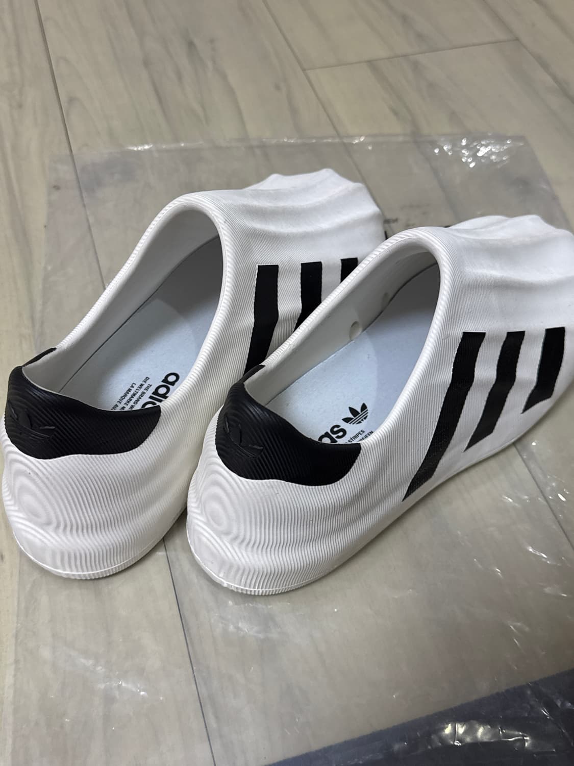 아디다스 아디폼 슈퍼스타  상품이미지3