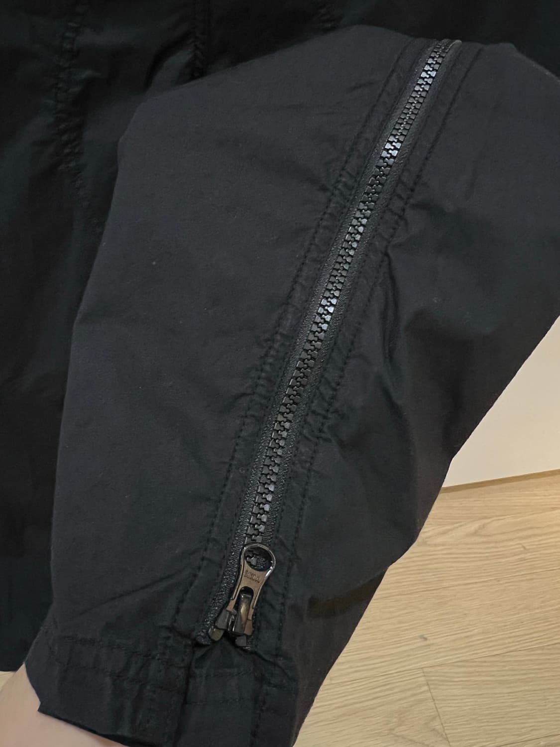 23ss 스톤아일랜드 트임가먼트팬츠 32-34 (새상품급) 상품이미지3