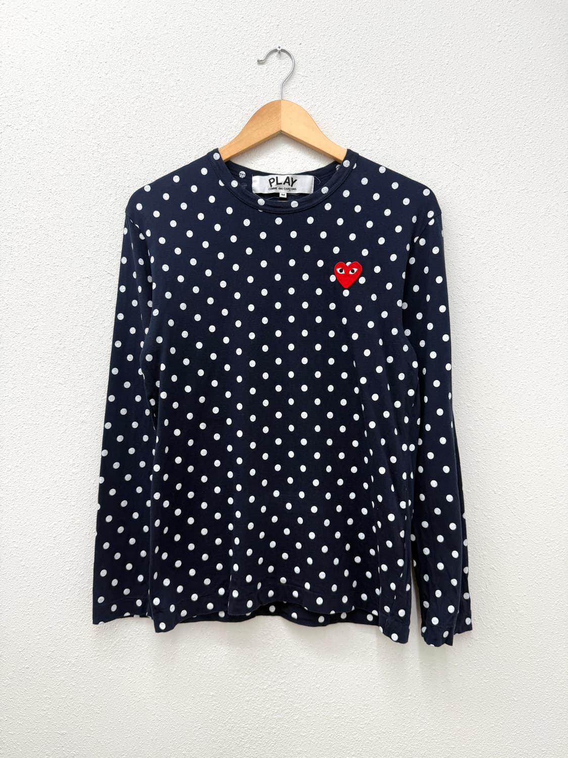 꼼데가르송 플레이 도트 긴팔 네이비 티셔츠 상품이미지1
