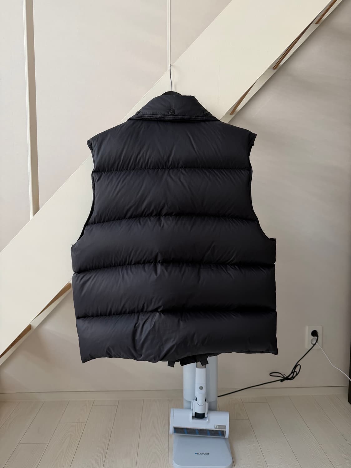 이스트로그 구스 다운베스트  상품이미지5