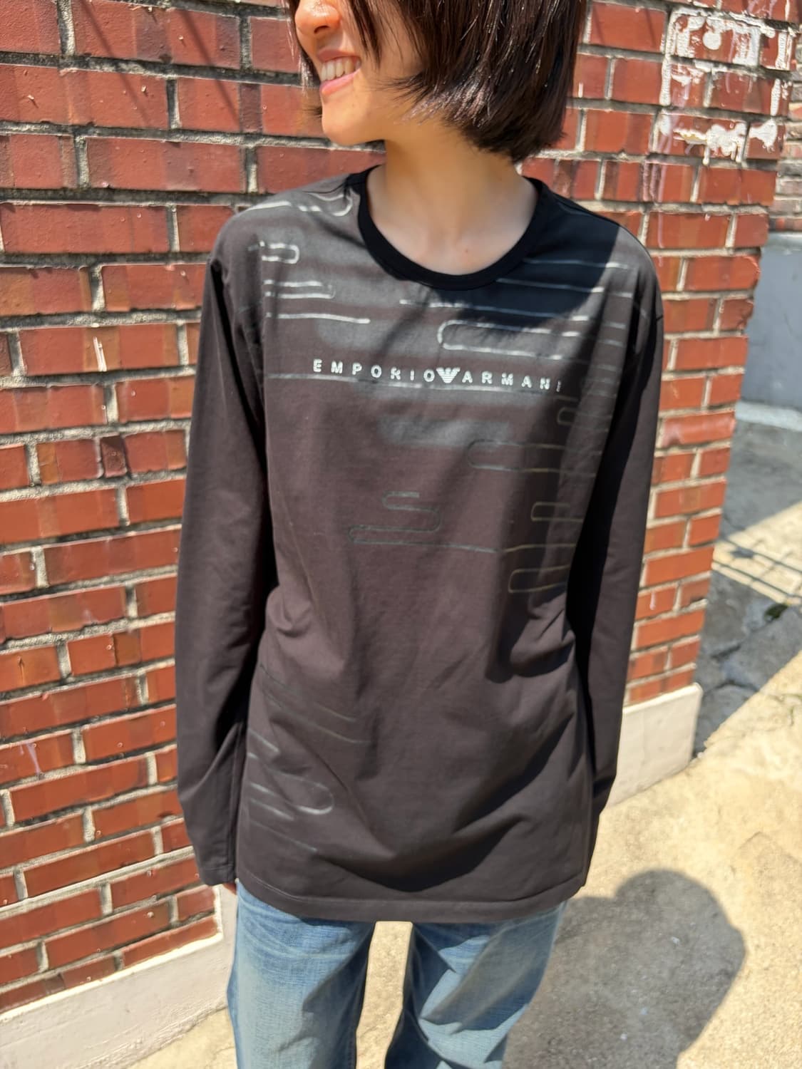 Emporio Armani 라인 그래픽 블랙 스판 롱슬리브 L 상품이미지1
