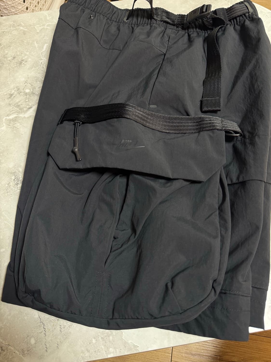 [S]나이키 테크팩 카고 우븐 쇼츠 반바지 블랙 상품이미지3