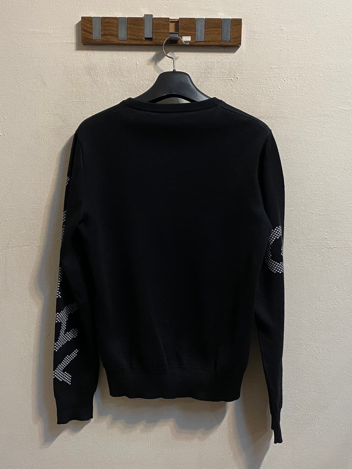 지방시 로고 스웨트셔츠 상품이미지4