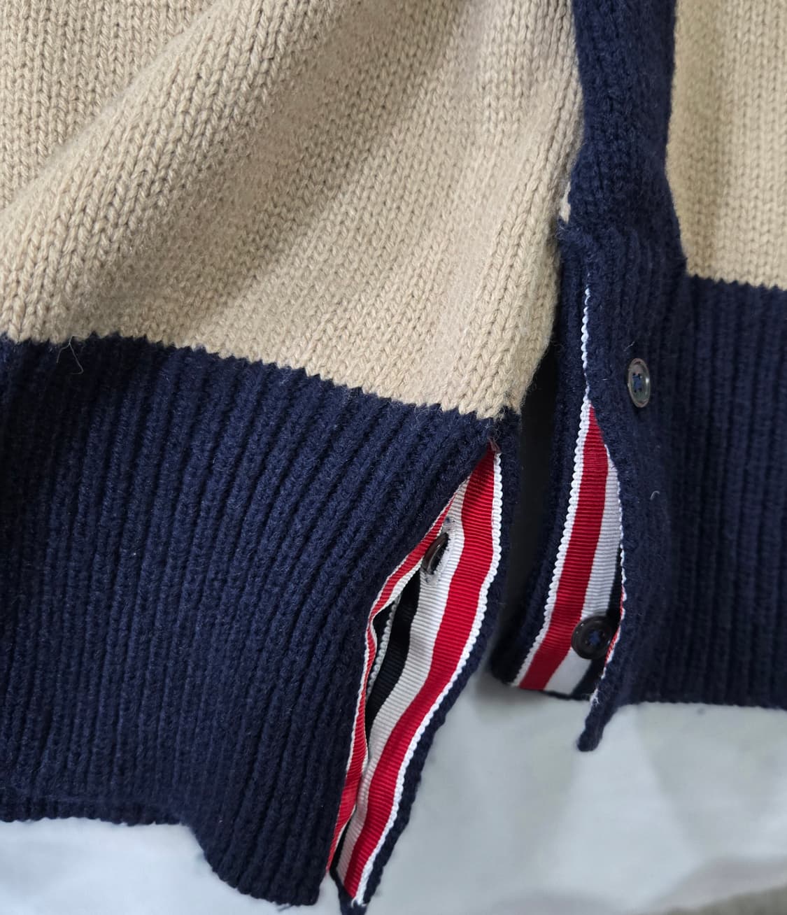 톰브라운 니트 3사이즈 상품이미지2