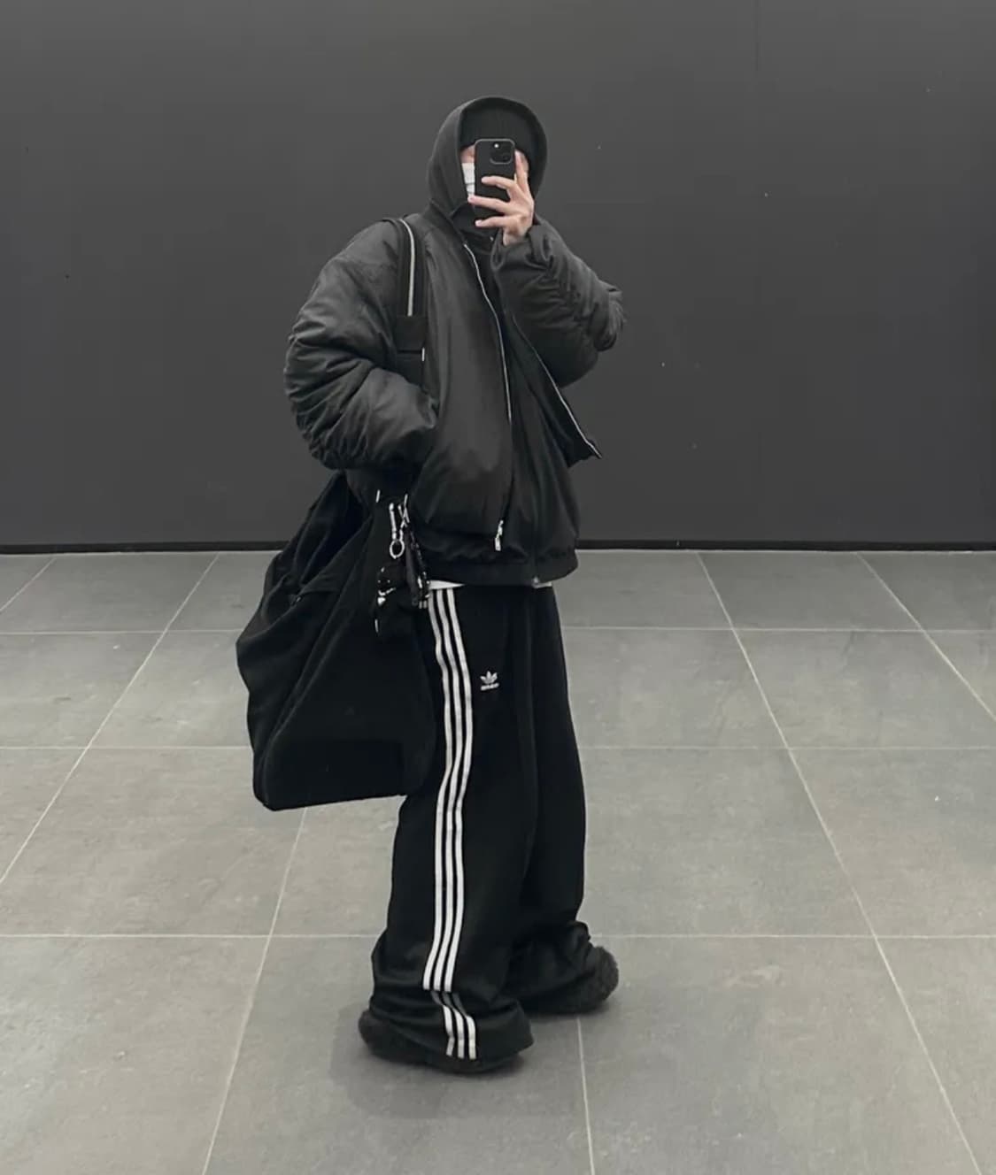 (M) 아디다스 릴랙스드 팬츠 블랙 상품이미지1