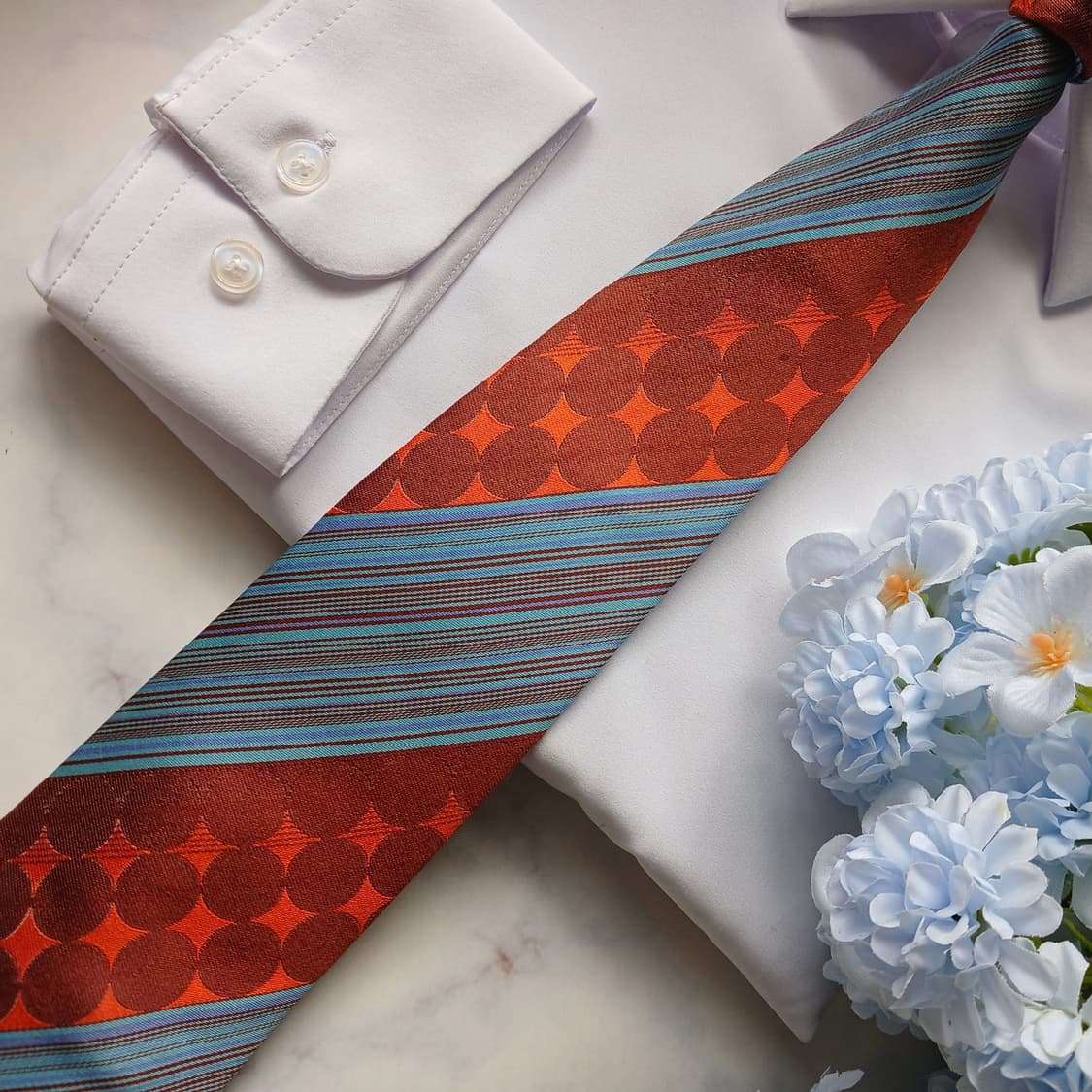 겐조 실크 블루 & 다홍 패턴 넥타이 9.5cm A+등급 E927
 상품이미지6