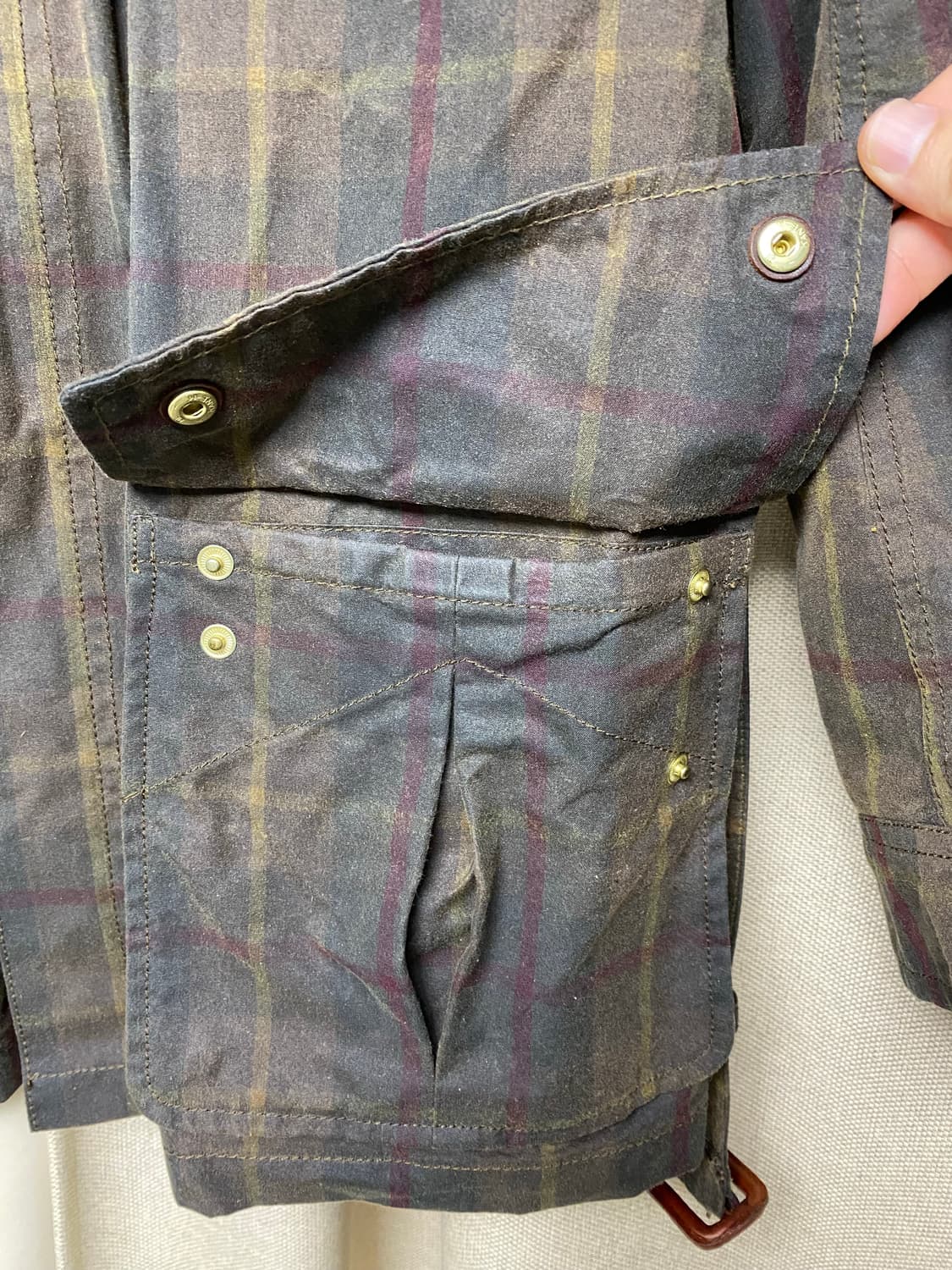 [S] 바스통 왁스 자켓 브라운 체크 상품이미지5