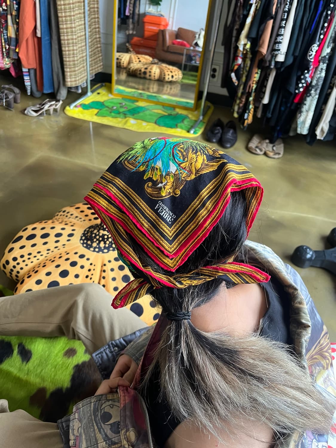 1970-80s GIANFRANCO FERRE Bandana Scarf 상품이미지3