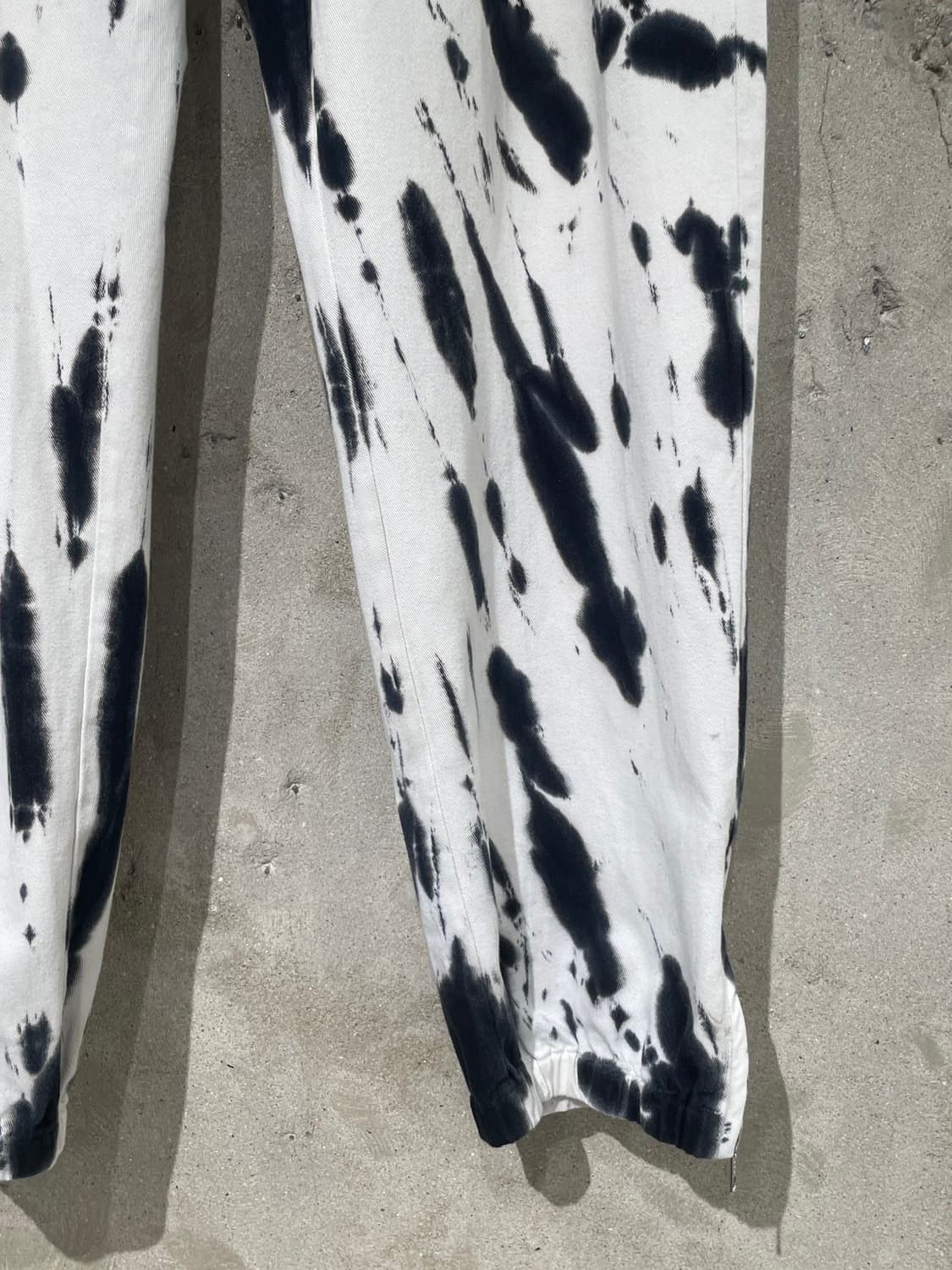 엄브로 x 에리즈 화이트 타이 다이 팬츠 상품이미지5