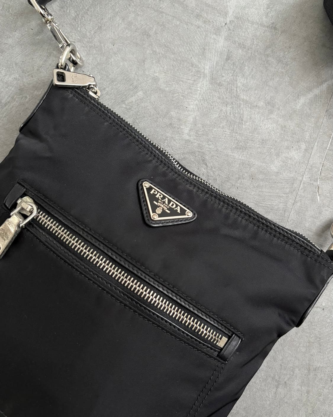 Prada 프라다 포코노 나일론 크로스백 상품이미지3