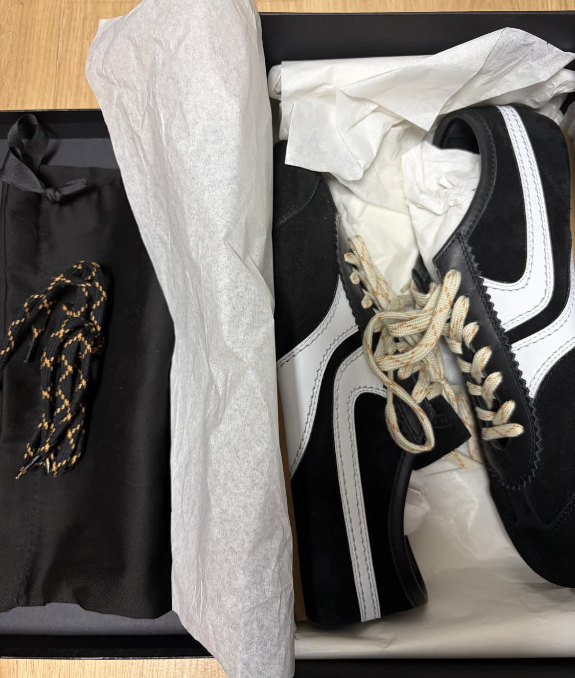 드리스 반 노튼 스니커즈 블랙/화이트 상품이미지1