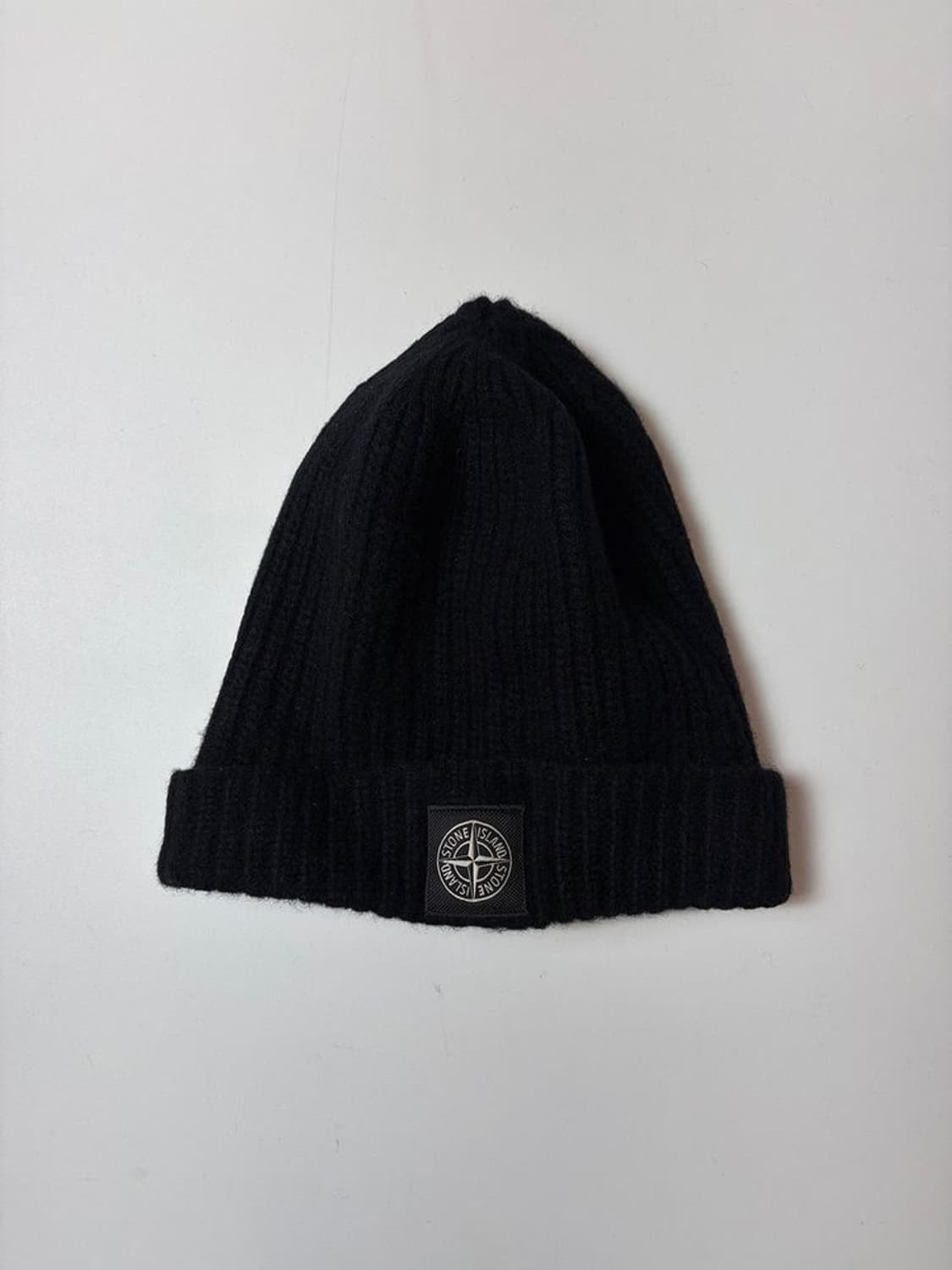 스톤아일랜드 로고 와펜 울 비니 Q1448 상품이미지1