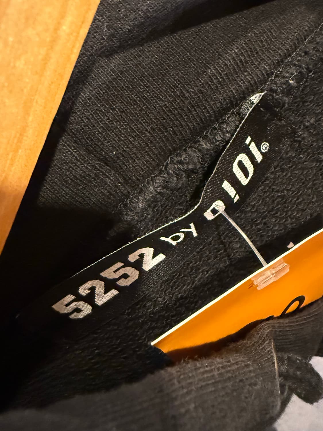 오아이오아이 부클로고 블랙 후드티 상품이미지2