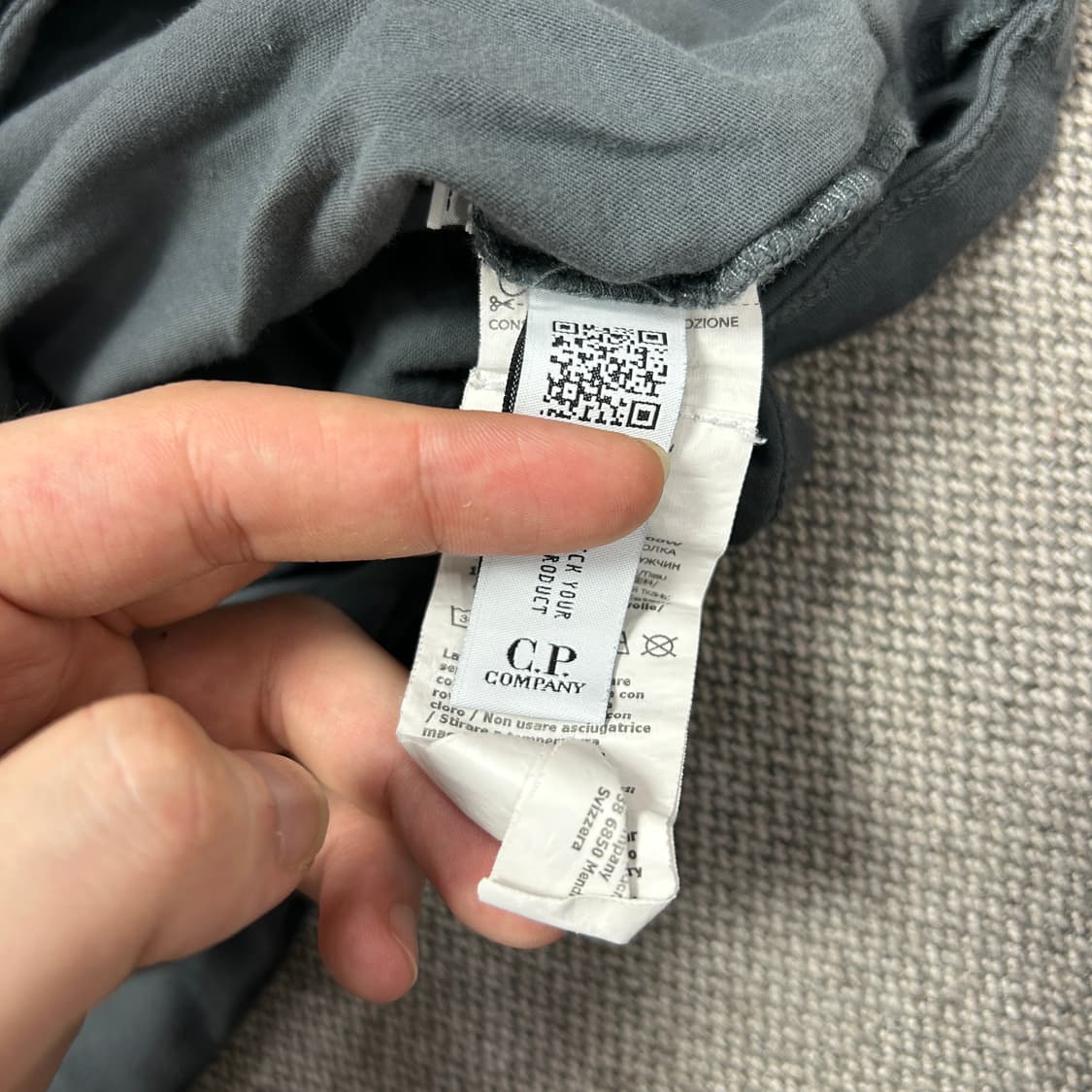 CP컴퍼니 빅프린팅 반팔(XL) 상품이미지3