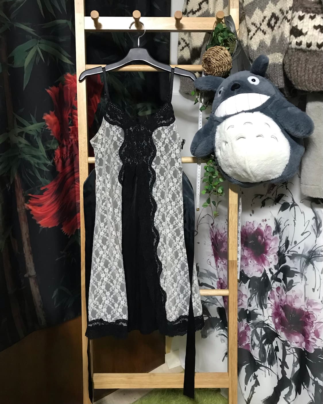 블랙&화이트 레이스 원피스 + 머플러 set 상품이미지1
